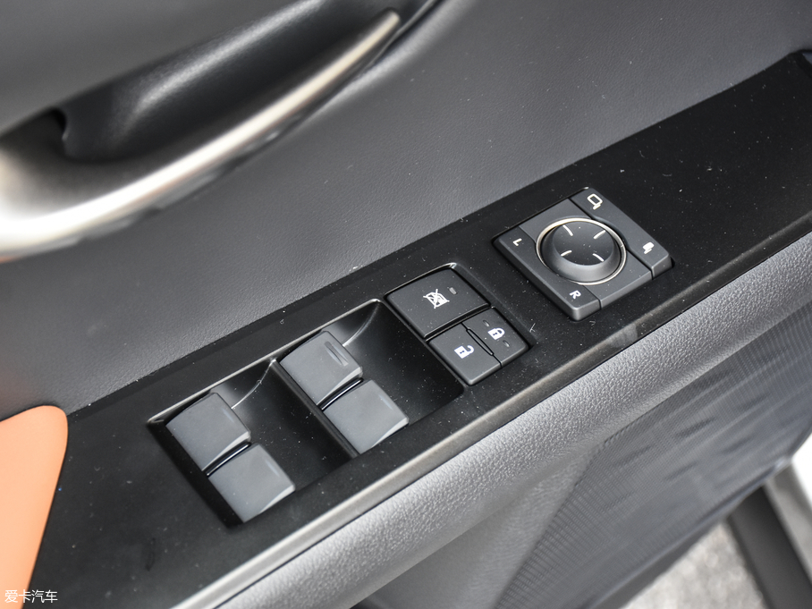 2019׿_˹UX 260h ̽Ȥ V