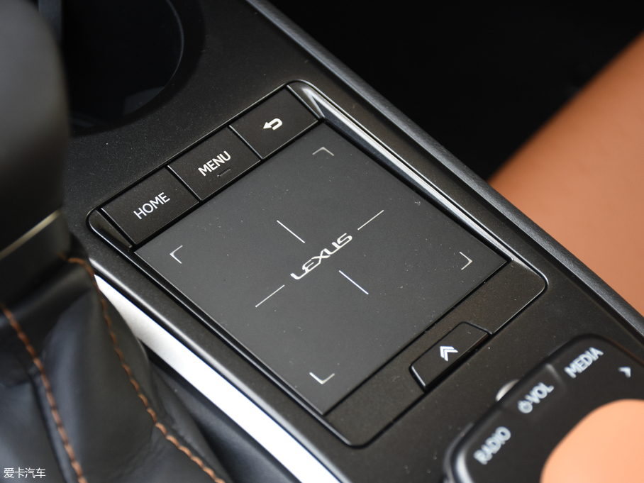 2019׿_˹UX 260h ̽Ȥ (gu)V