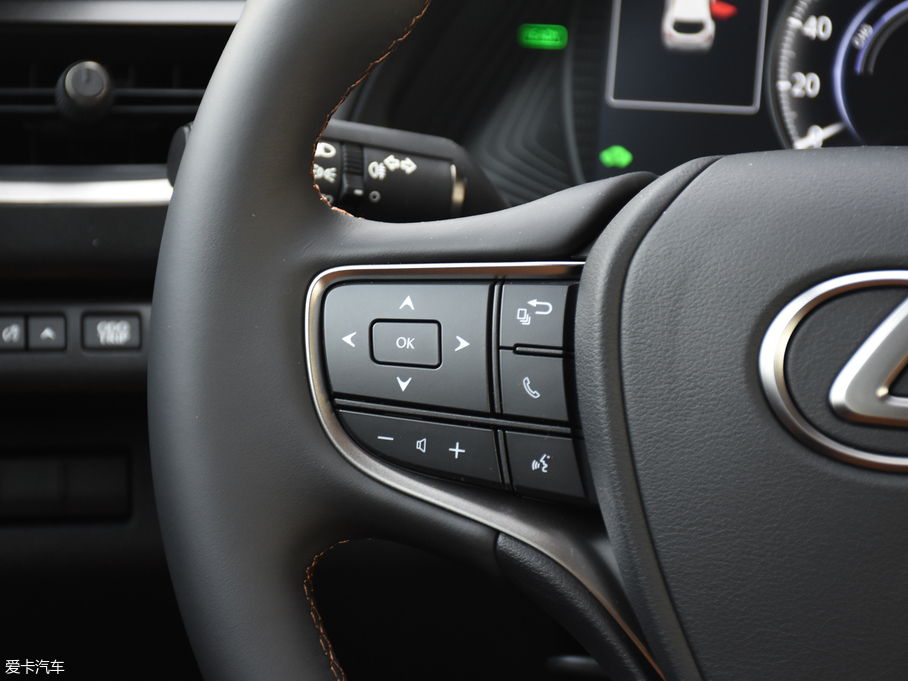 2019׿_˹UX 260h ̽Ȥ V