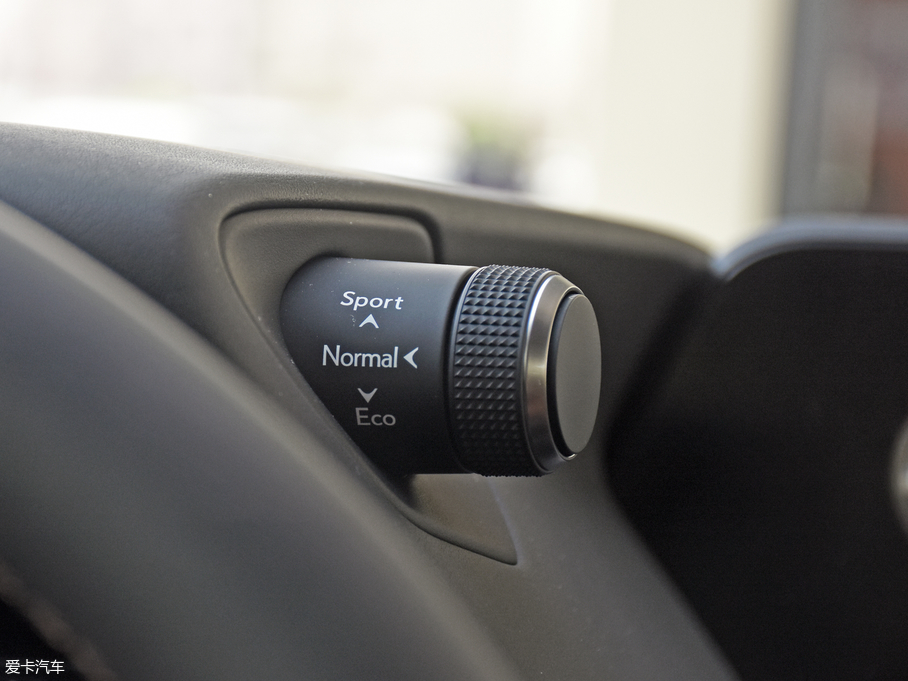 2019׿_˹UX 260h ̽Ȥ V