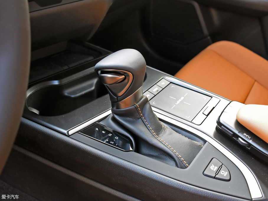 2019׿_˹UX 260h ̽Ȥ (gu)V