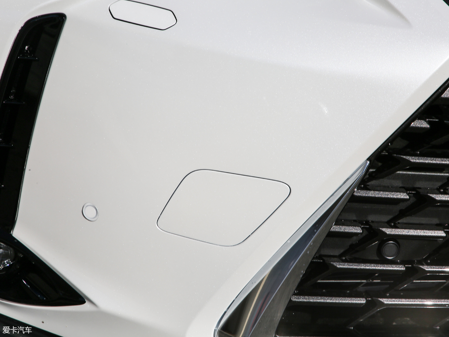 2019׿_˹UX 260h ̽ V