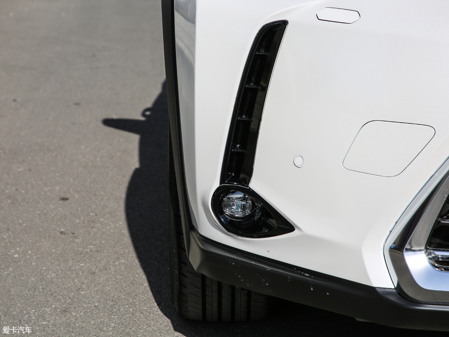 2019׿_˹UX 260h ̽ V