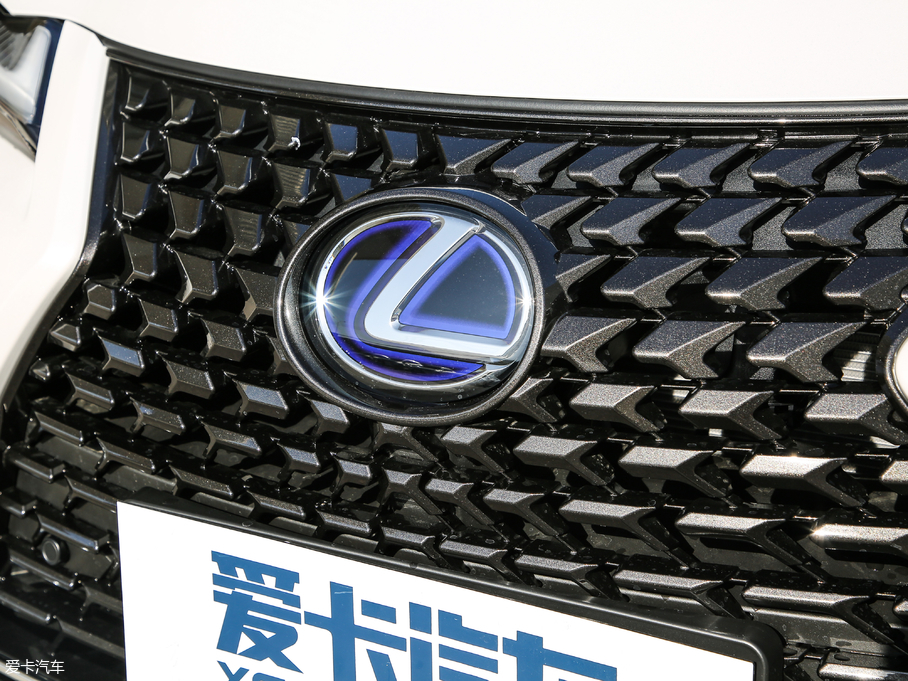 2019׿_˹UX 260h ̽ V