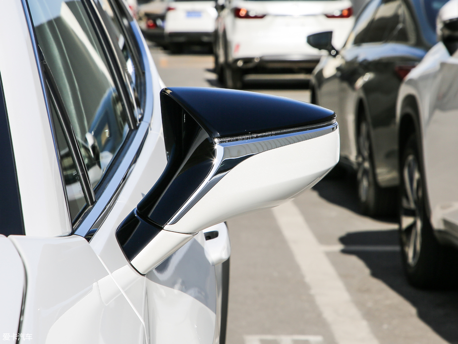 2019׿_˹UX 260h ̽ V