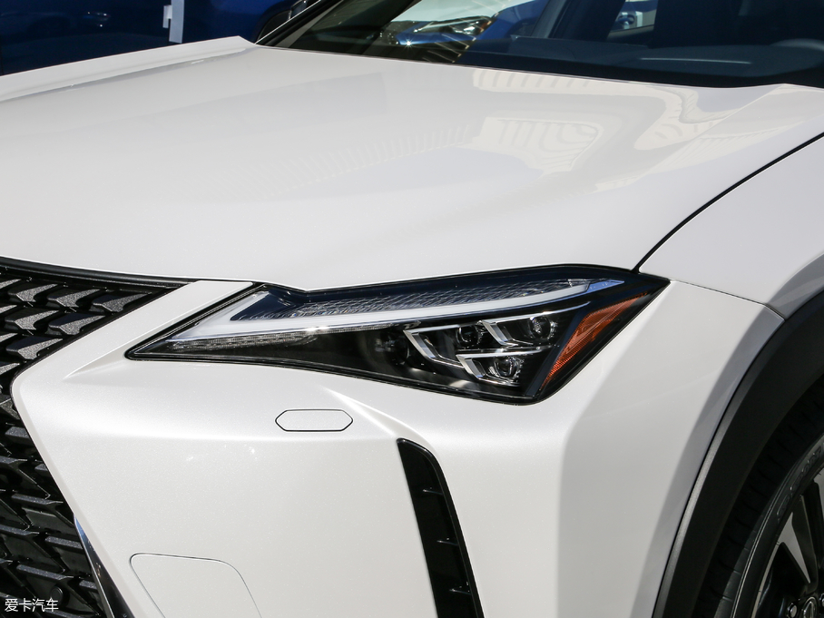 2019׿_˹UX 260h ̽ V