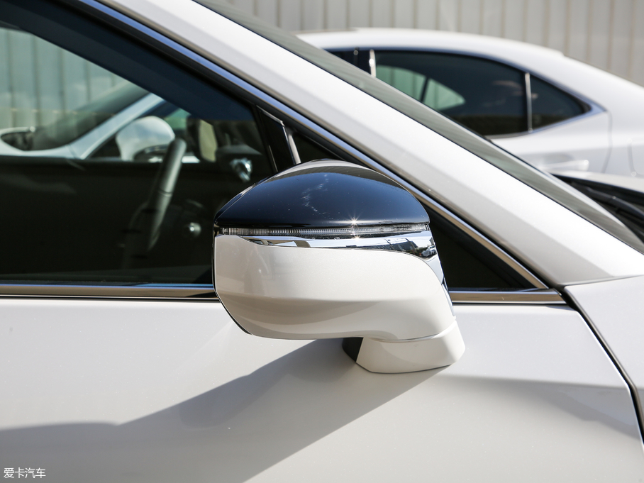 2019׿_˹UX 260h ̽ V