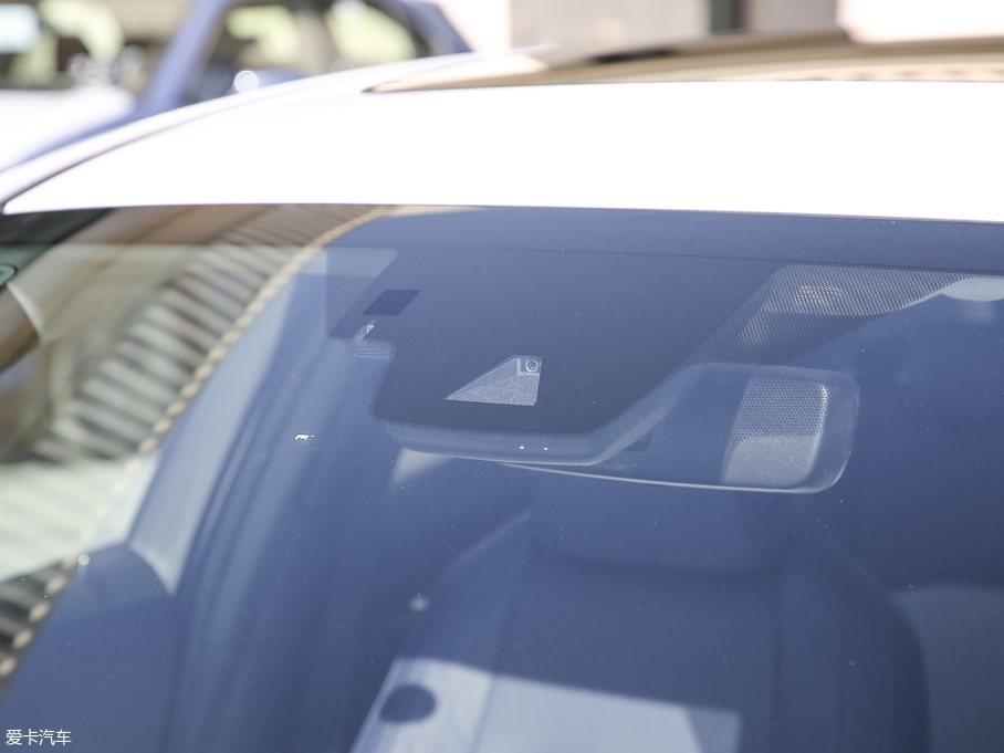 2019׿_˹UX 260h ̽ V