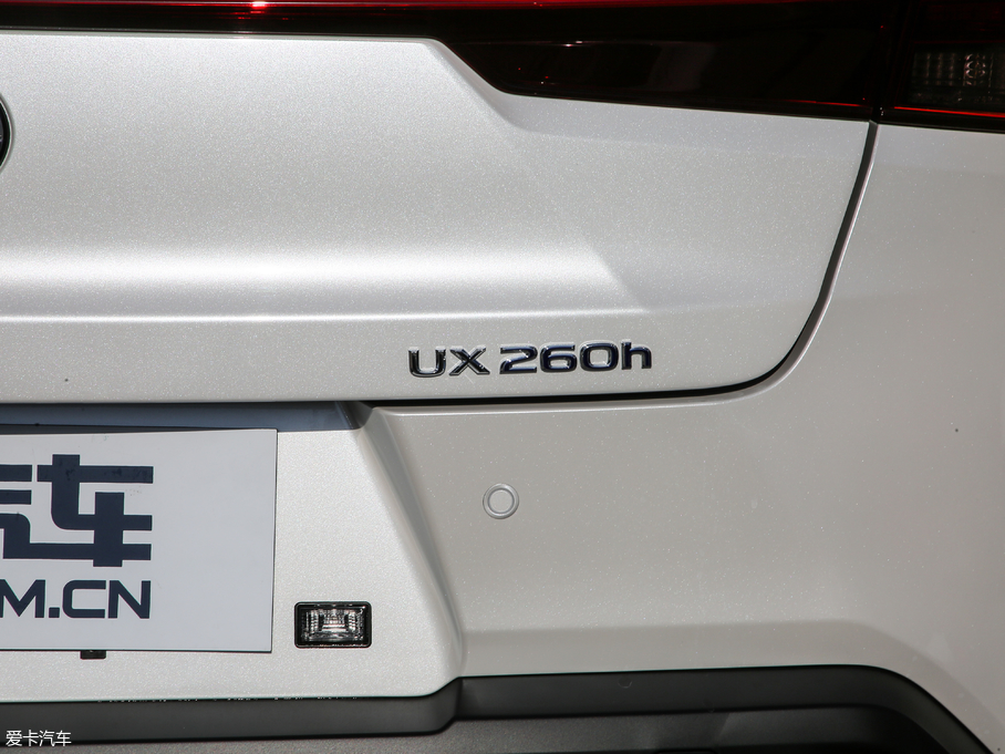 2019׿_˹UX 260h ̽ V