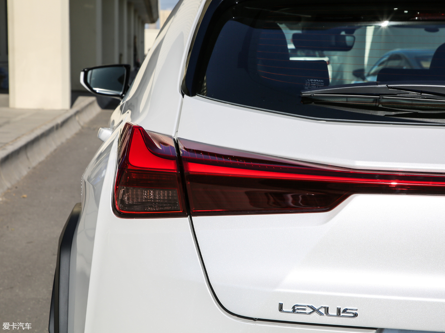 2019׿_˹UX 260h ̽ V