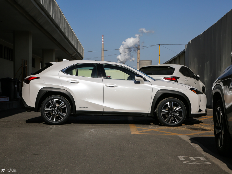 2019׿_˹UX 260h ̽ V