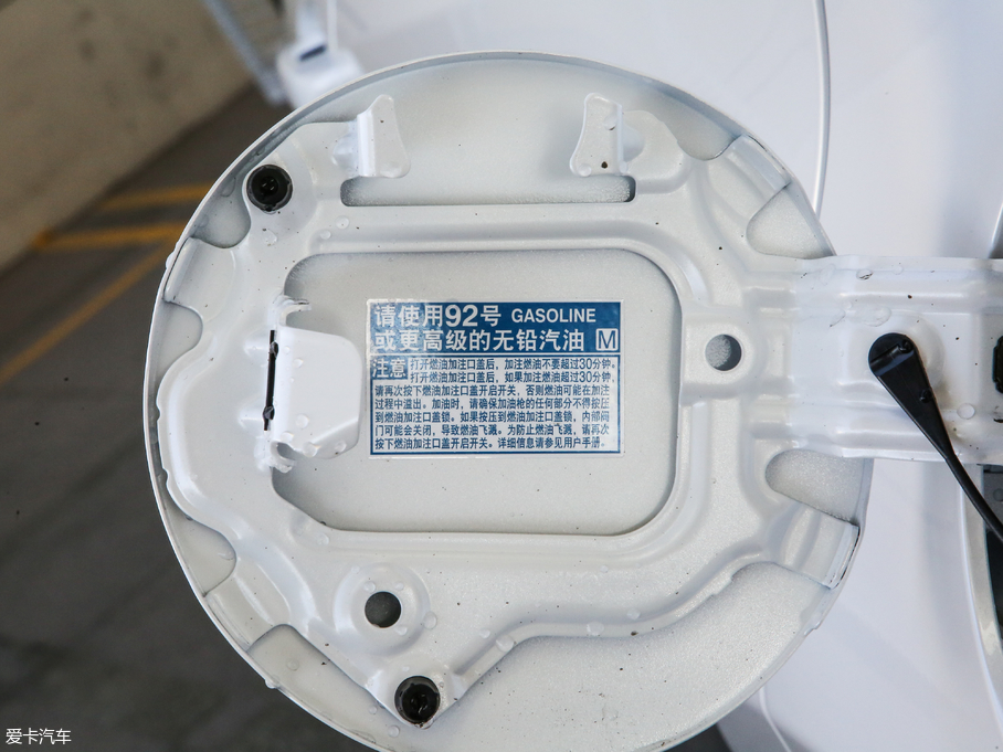 2019׿_˹UX 260h ̽ V