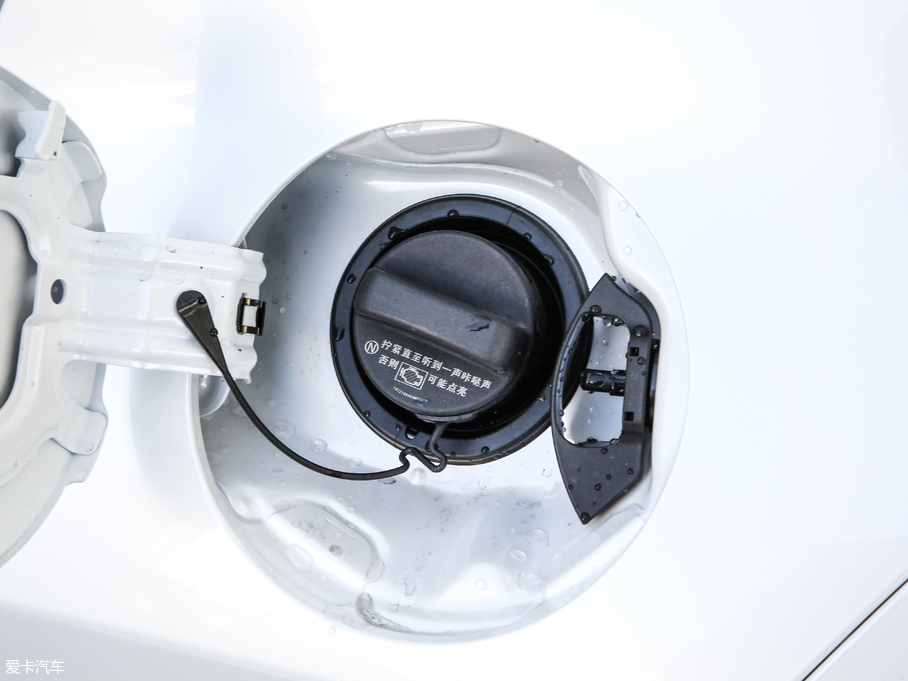 2019׿_˹UX 260h ̽ V