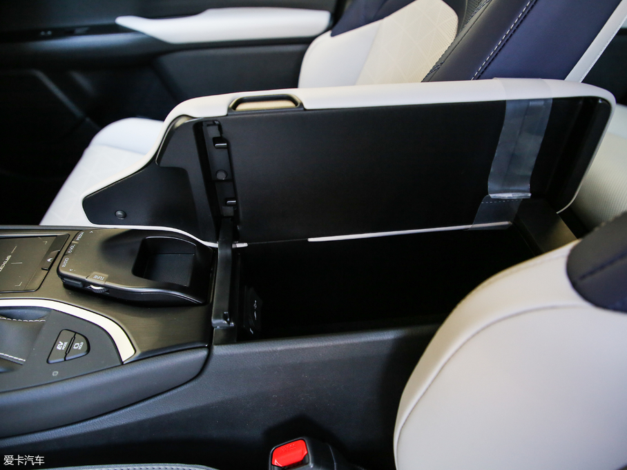 2019׿_˹UX 260h ̽ V