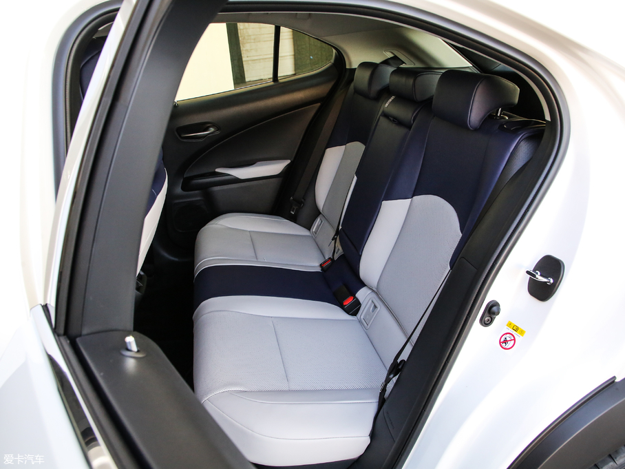 2019׿_˹UX 260h ̽ V