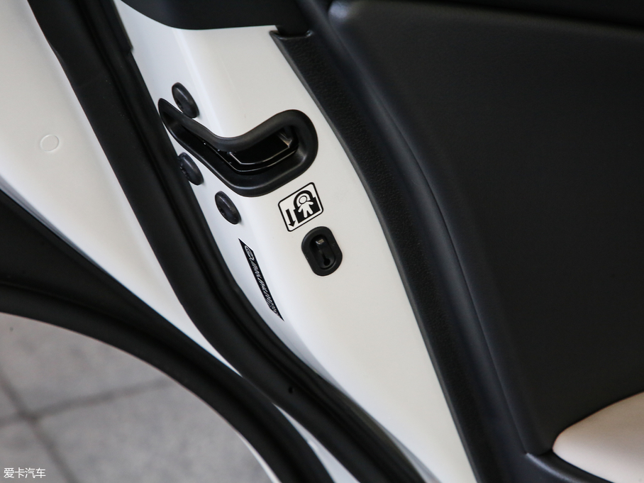 2019׿_˹UX 260h ̽ V