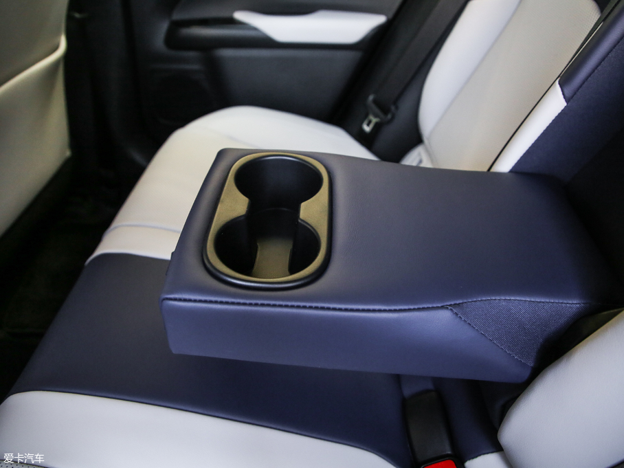 2019׿_˹UX 260h ̽ V