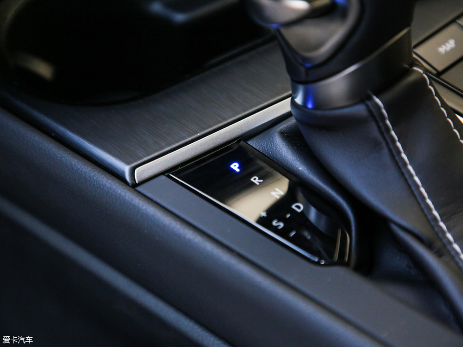 2019׿_˹UX 260h ̽ V