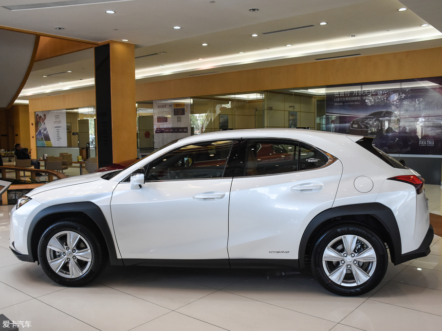 2019׿_˹UX 260h ̽ (gu)V