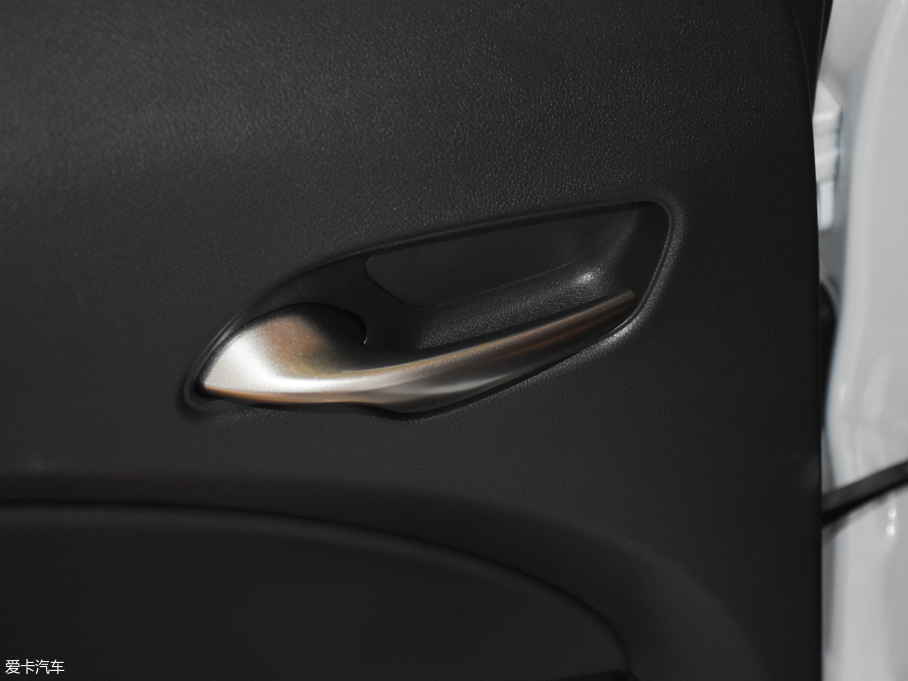 2019׿_˹UX 260h ̽ V