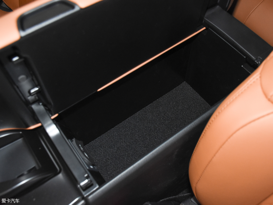 2019׿_˹UX 260h ̽ V