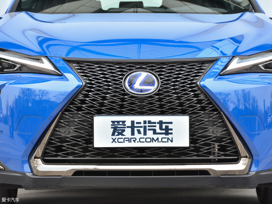 2019׿_˹UX 260h F SPORTȫ(q) (gu)V