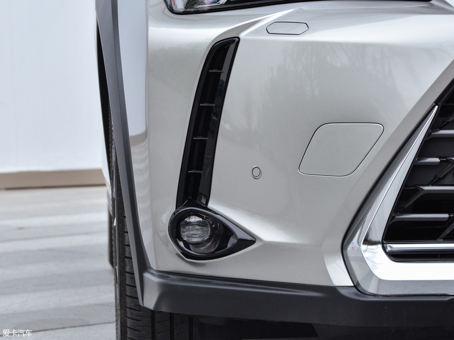 2019׿_˹UX 260h ̽ V