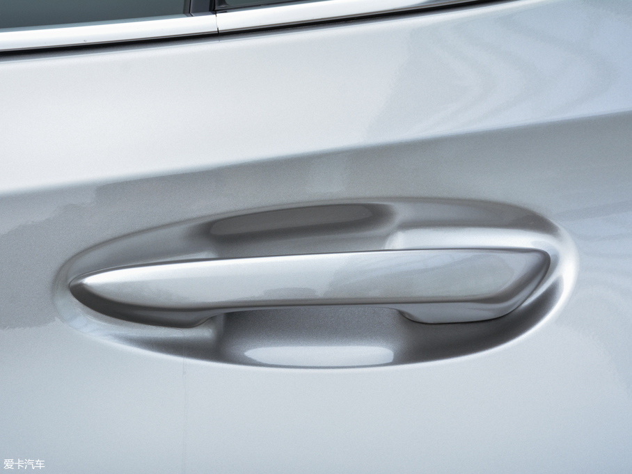 2019׿_˹UX 260h ̽ V