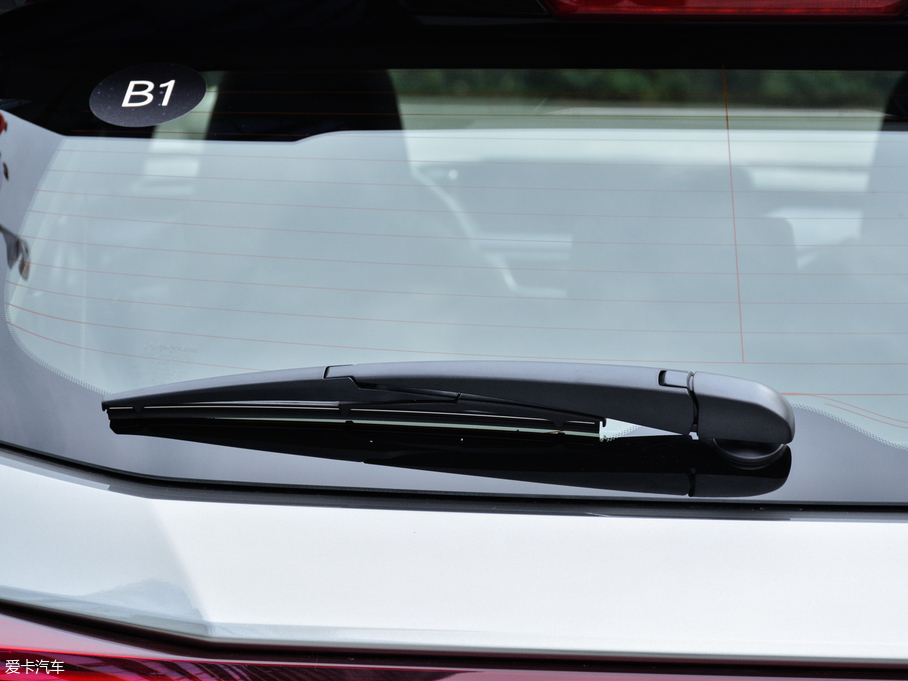 2019׿_˹UX 260h ̽ V