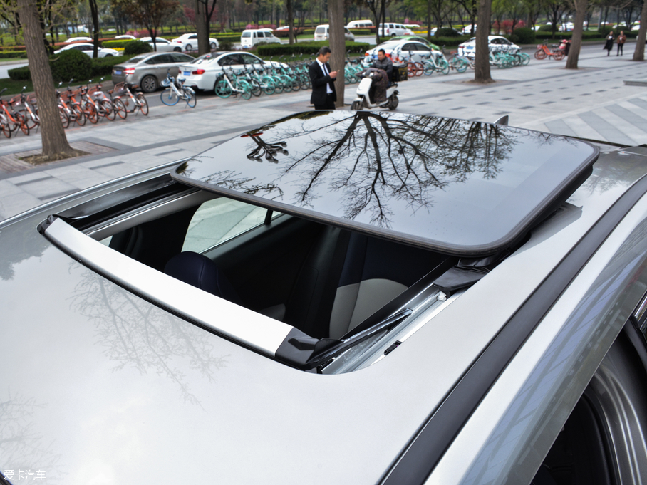 2019׿_˹UX 260h ̽ V