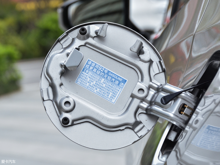 2019׿_˹UX 260h ̽ V