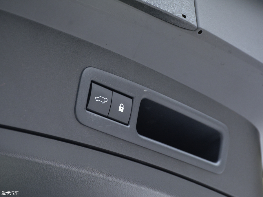 2019׿_˹UX 260h ̽ V