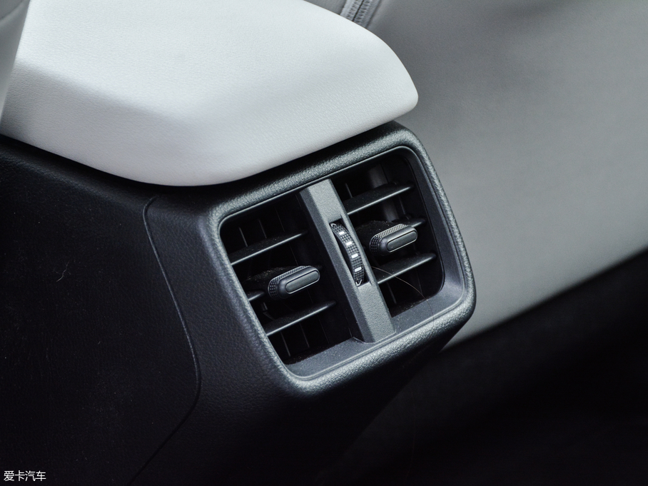 2019׿_˹UX 260h ̽ V