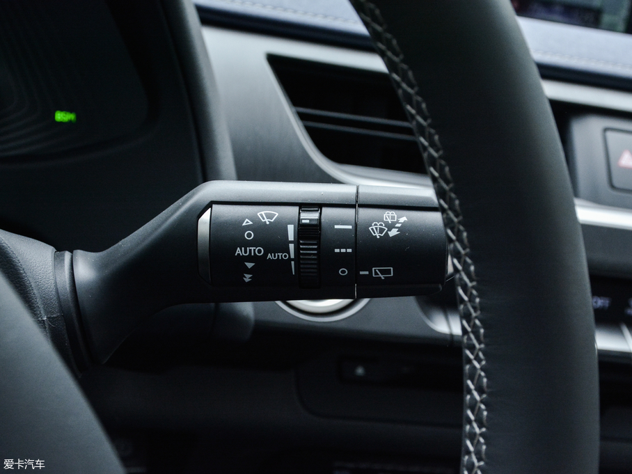 2019׿_˹UX 260h ̽ V