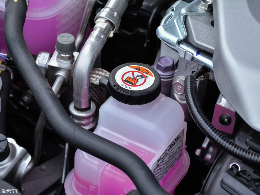 2019׿_˹UX 260h ̽ V