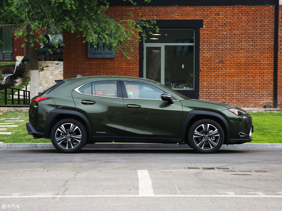 2019׿_˹UX 260h ̽ VI