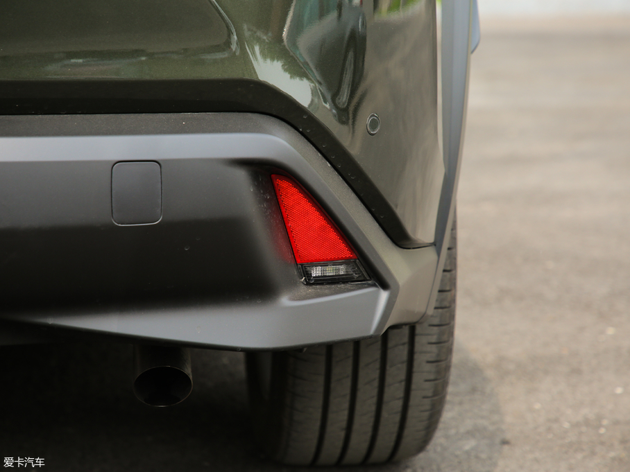 2019׿_˹UX 260h ̽ VI