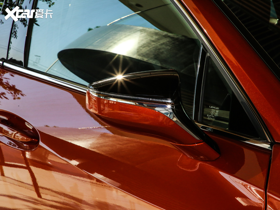 2019׿_˹UX 260h ̽Ȥ VI