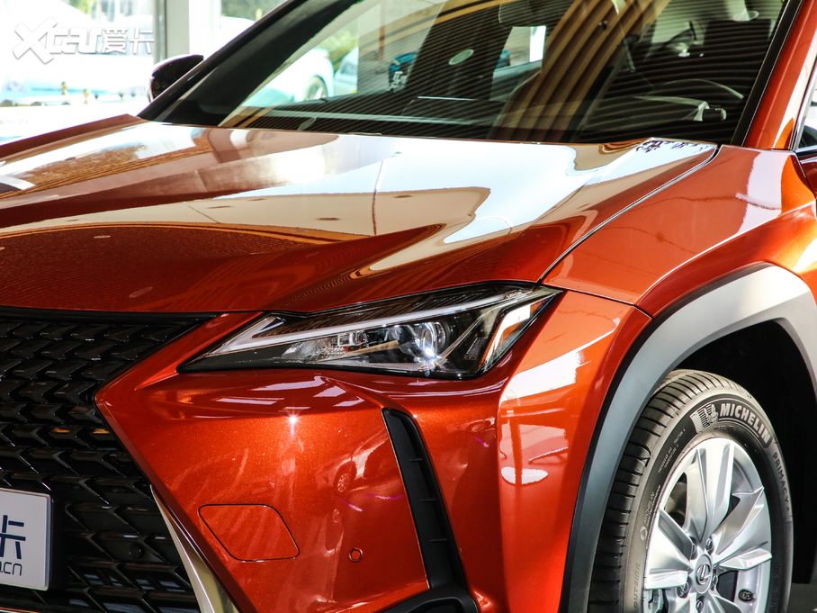 2019׿_˹UX 260h ̽Ȥ VI