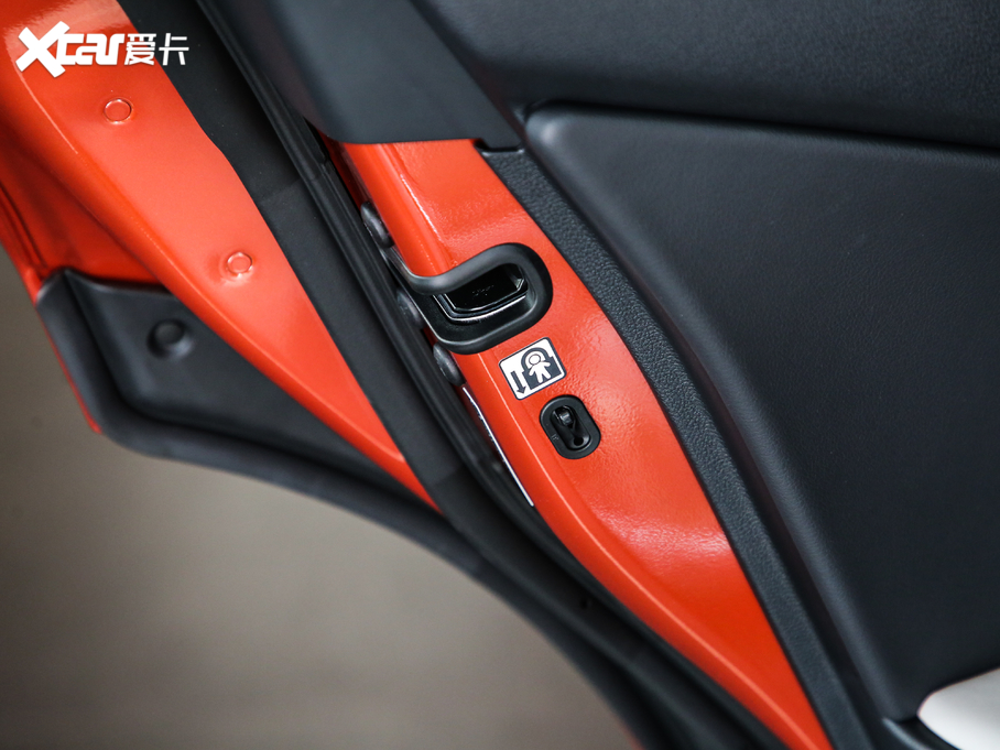 2019׿_˹UX 260h ̽Ȥ VI