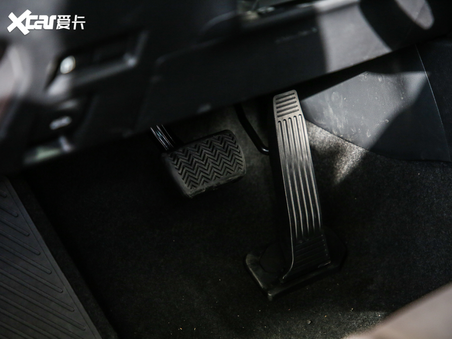 2019׿_˹UX 260h ̽Ȥ VI