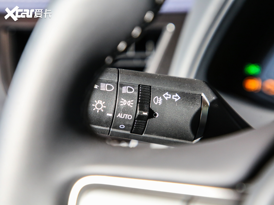 2019׿_˹UX 260h ̽Ȥ VI