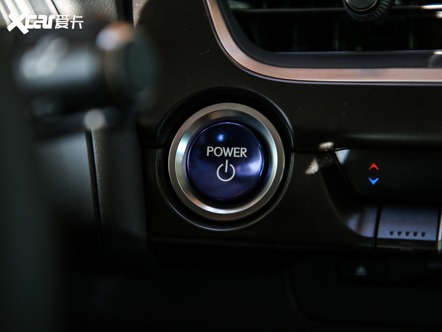 2019׿_˹UX 260h ̽Ȥ VI