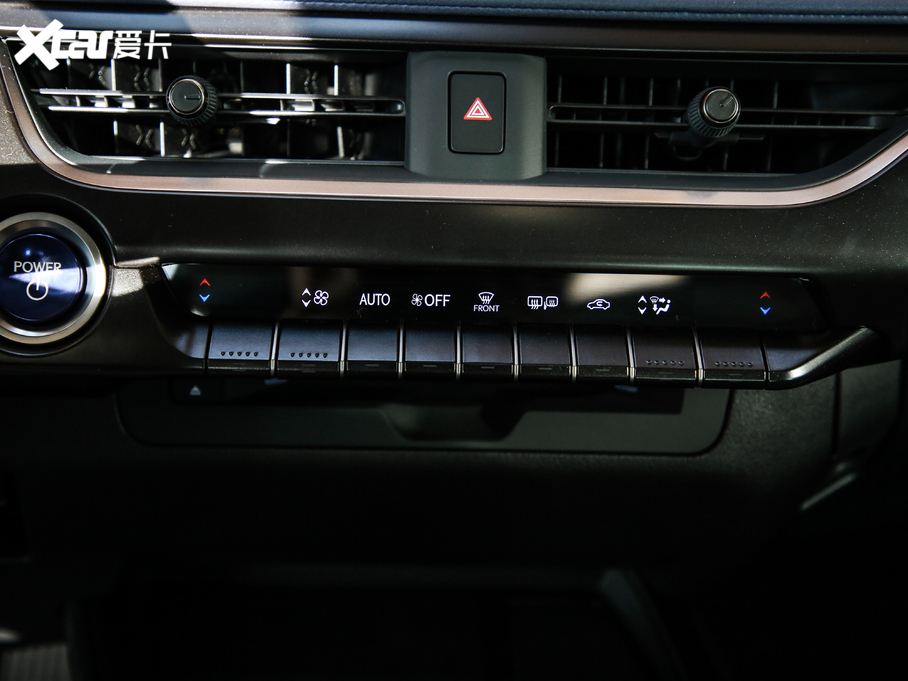 2019׿_˹UX 260h ̽Ȥ VI