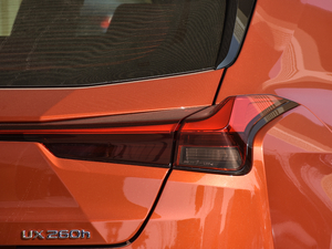 2019260h F SPORTȫ VI ^