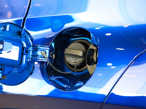 2019260h F SPORT VI ^