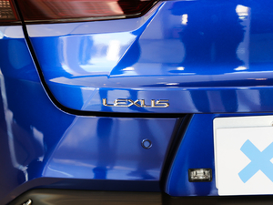 2019260h F SPORT VI ^