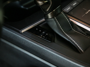 2019260h ̽Ȥ VI п؅^