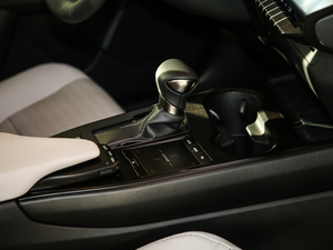 2019260h ̽Ȥ VI п؅^