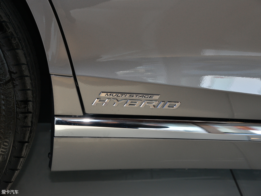 2018׿_˹LS 500h  (gu)V